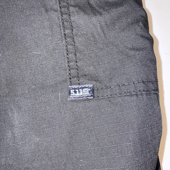 511 Tactical Mens Size L Long Black Cargo Pants 34/34 - Picture 6 of 6